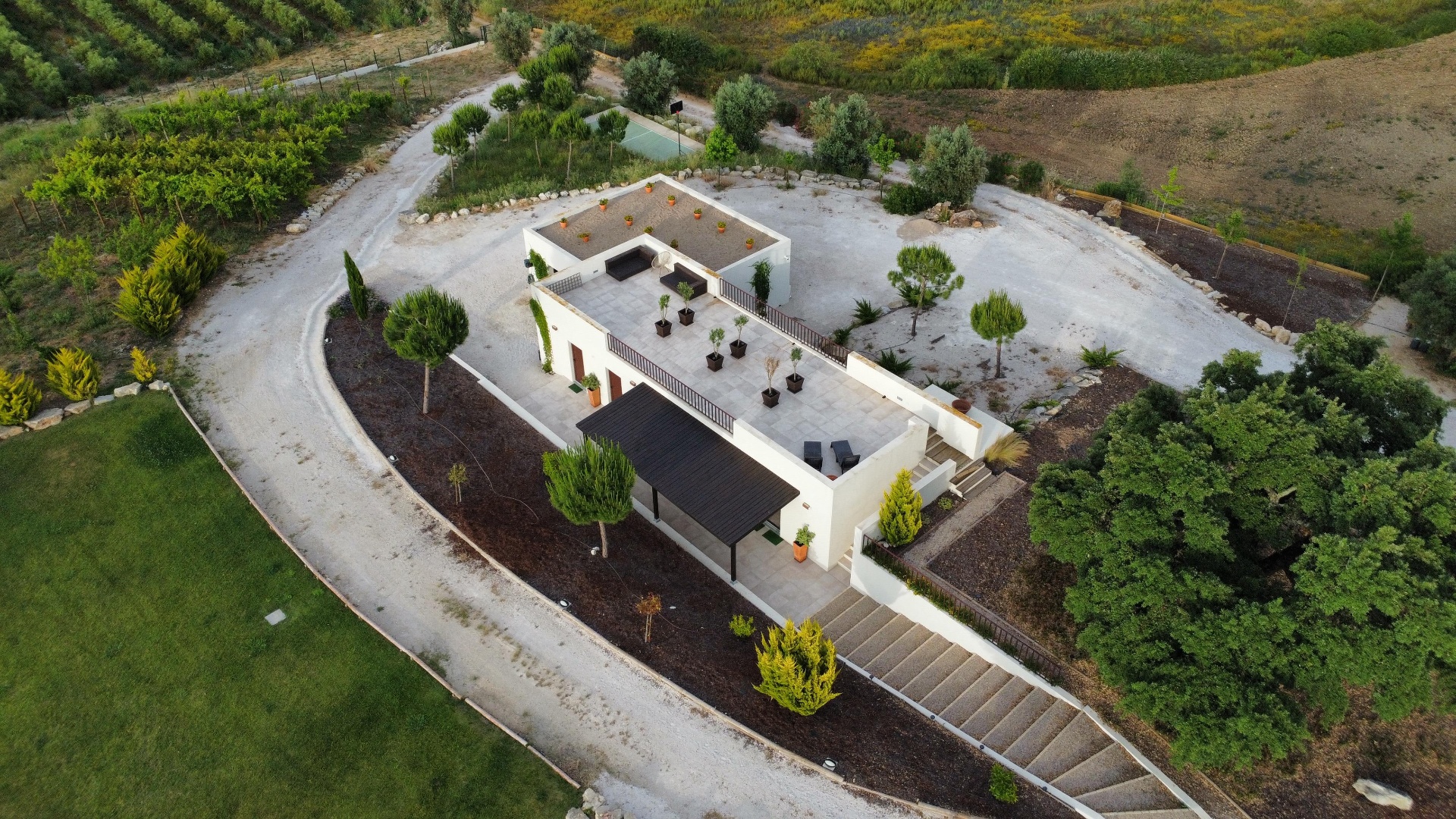 Moradia Moderna com Terraço